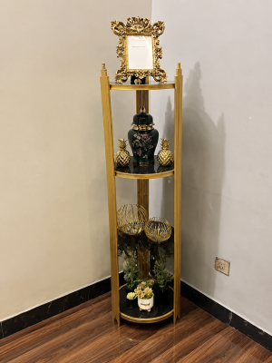 Corner Stand with Round Black – 3 Layers